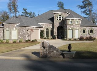 305 Morgan Ranch Cir, Bonaire, GA 31005
