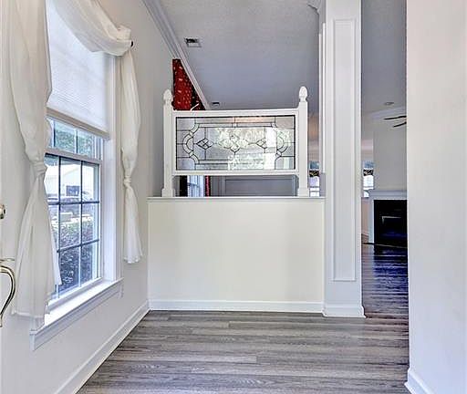 3rd image of 6201 Sommerset Ln