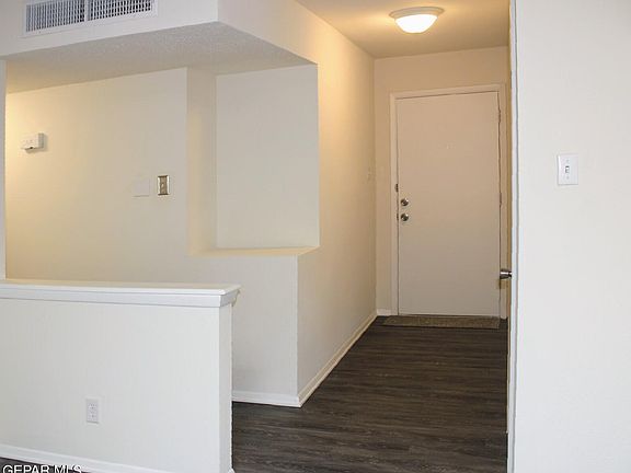 5th image of 5849 Laramie Cir