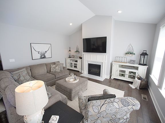 4th image of 536 Beamon Dr