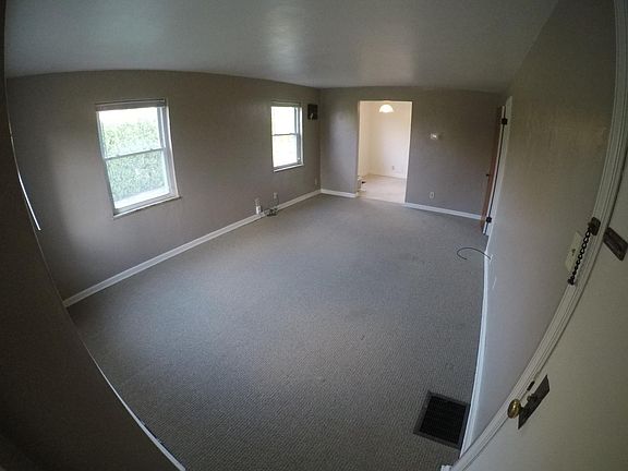 5th image of 438 Wonderly Ave #1