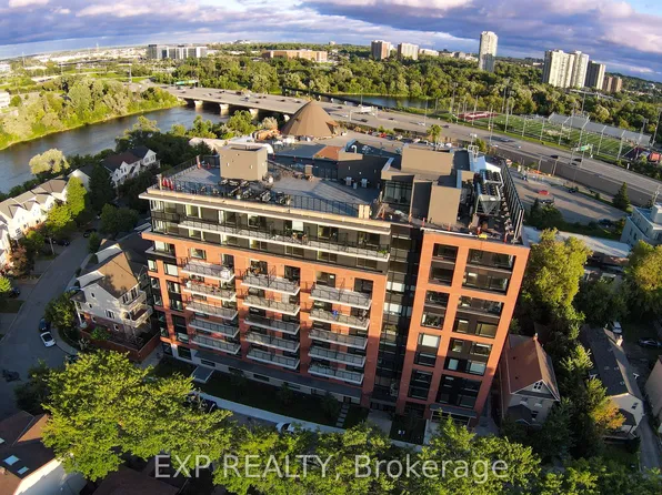 36 Robinson Ave, Ottawa, ON