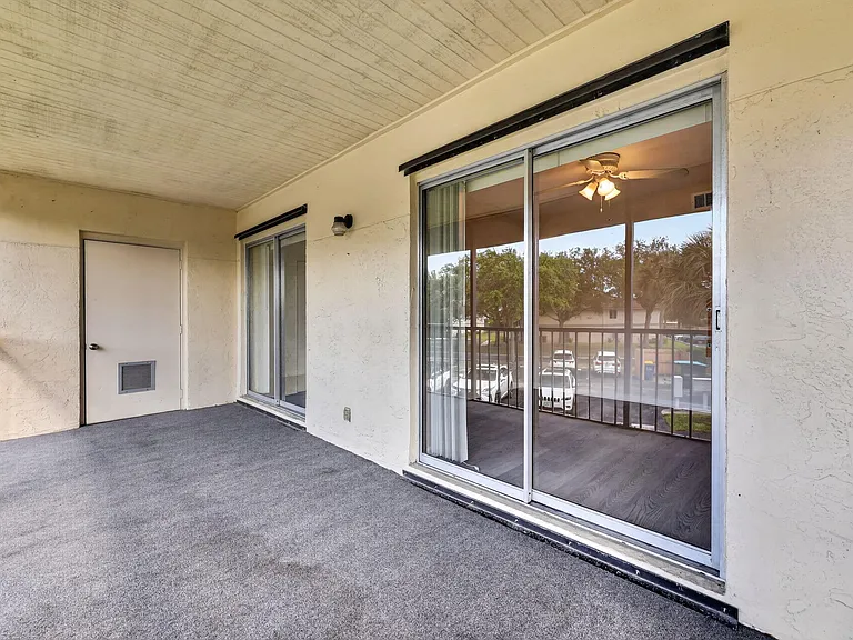 6327 Chasewood Dr #E — Photo 15