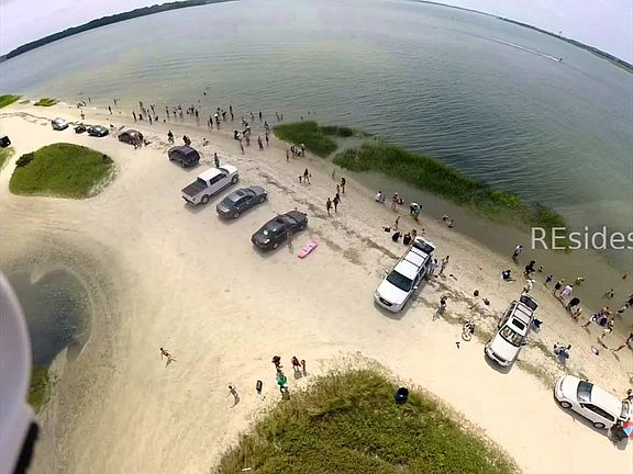 3rd image of 42 Presnell