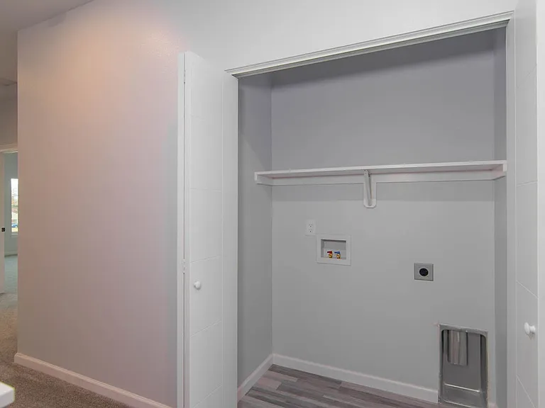 12402 E Broadway Ave — Photo 18