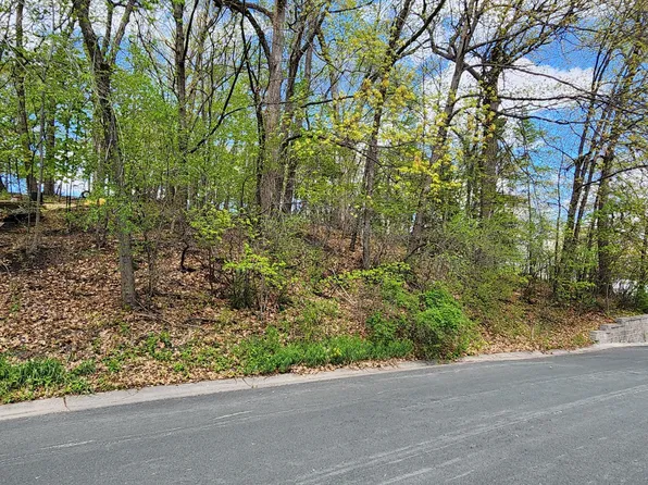 Carlow Rd, Mound, MN 55364