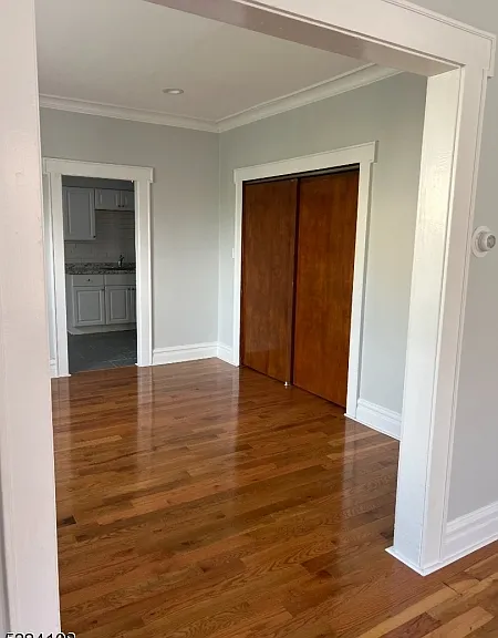 204 Columbia Ave — Photo 5