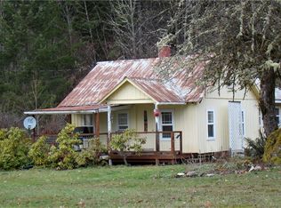 1095 Silverbrook Rd, Tacoma, WA 98377