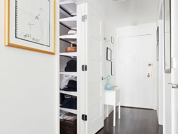 5th image of 220 E 57th St APT 10F