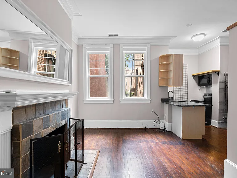 1326 Vermont Ave NW #4 — Photo 3