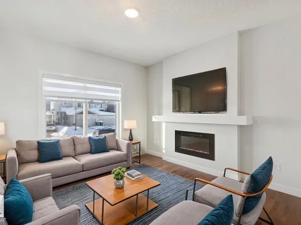 301 Brae Way, Leduc, AB T9E 1T7