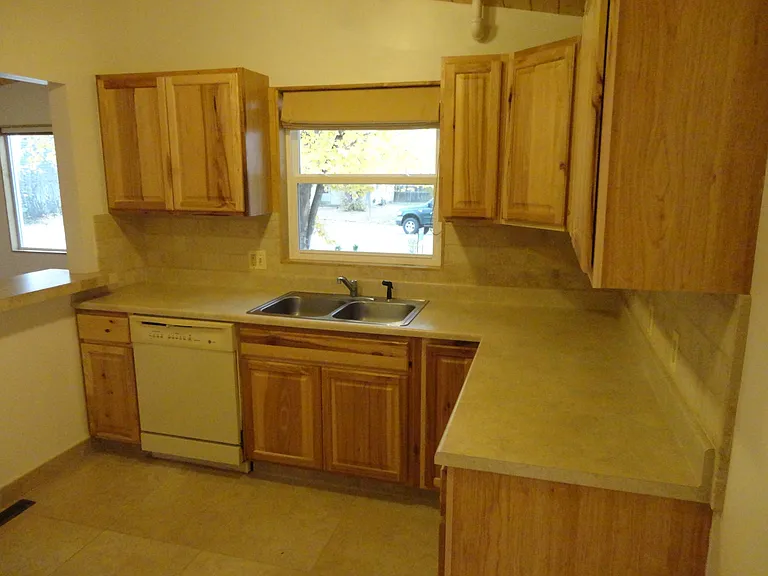 W 54th Pl — Photo 10