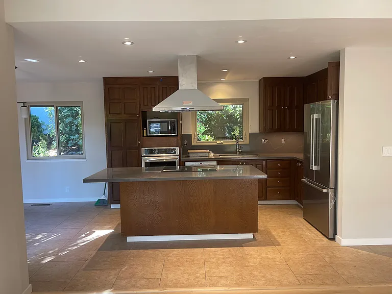 27 Bridgewater Way — Photo 10