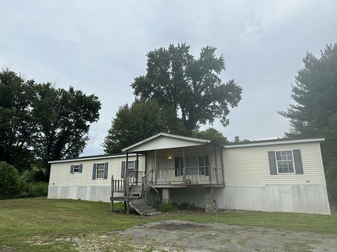1st image of 185 Fred Barnett Rd