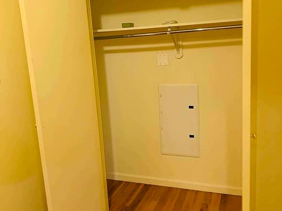 5th image of 31-10 37th Ave #307