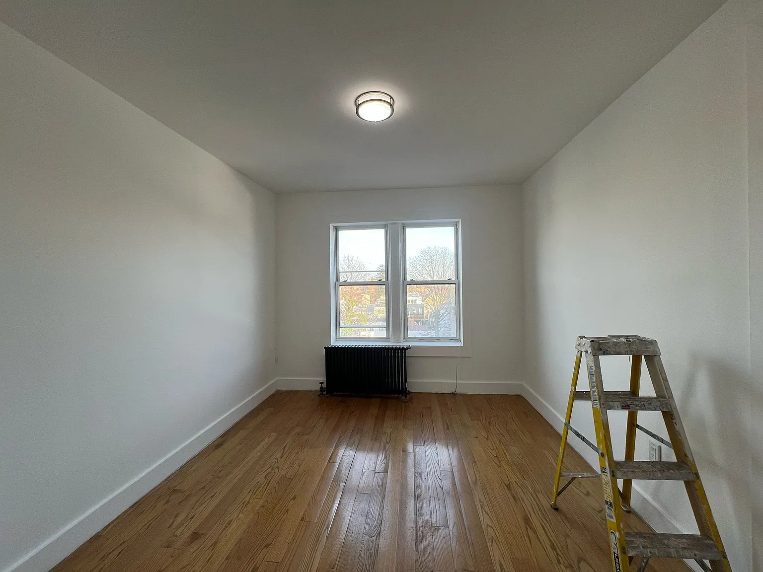 2 bed, 800 sqft, $2,100 — Photo 3