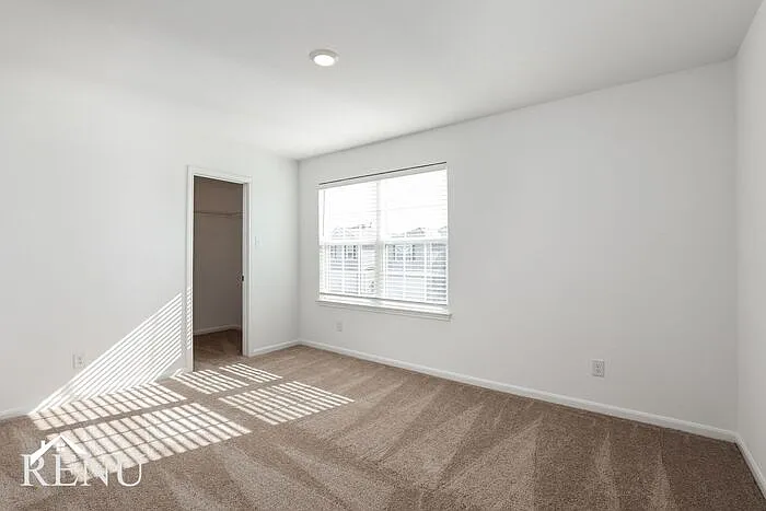 2951 Jackson Smt — Photo 15