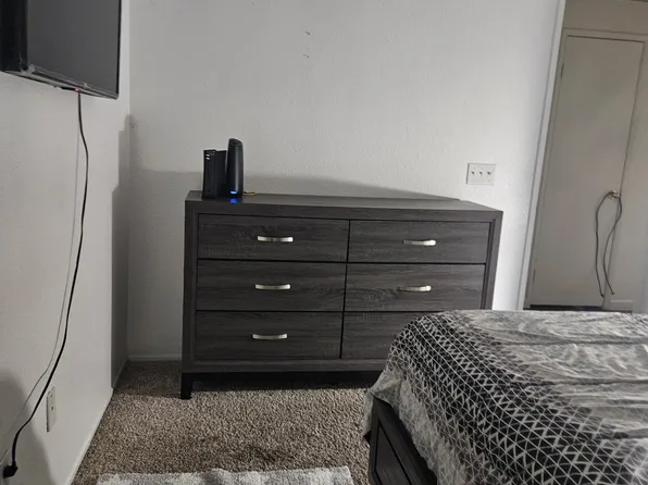 11611 English Ct, Adelanto, CA 92301