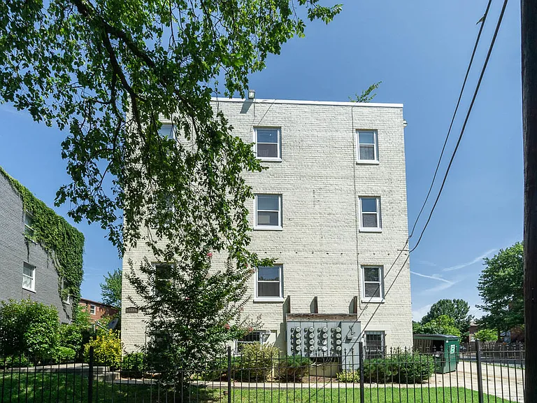 1310 Congress St SE #303 — Photo 13