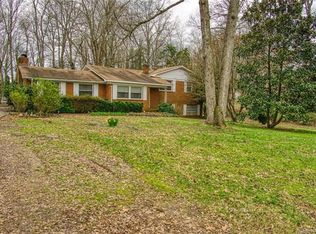 1200 Robinhood Cres, Charlotte, NC 28227
