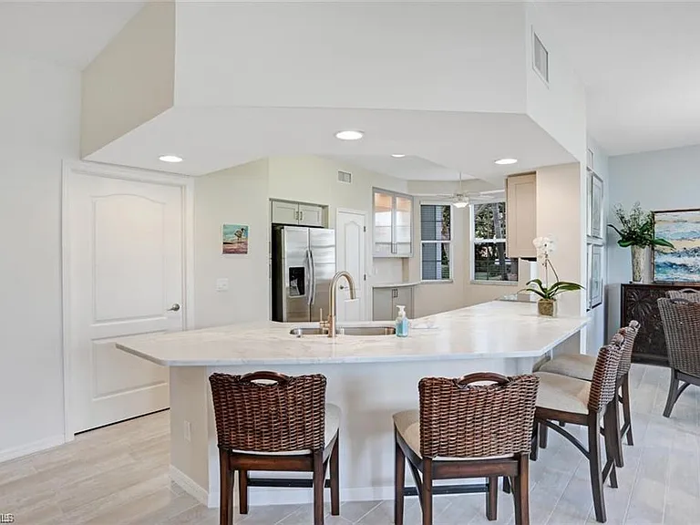 9030 Las Maderas Dr #101 — Photo 3