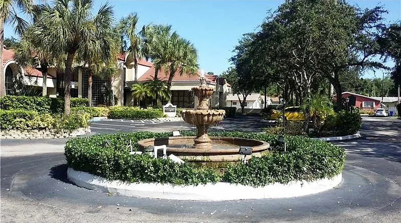 Marina Oaks B1 - 2445 #220 - 1 — Photo 3
