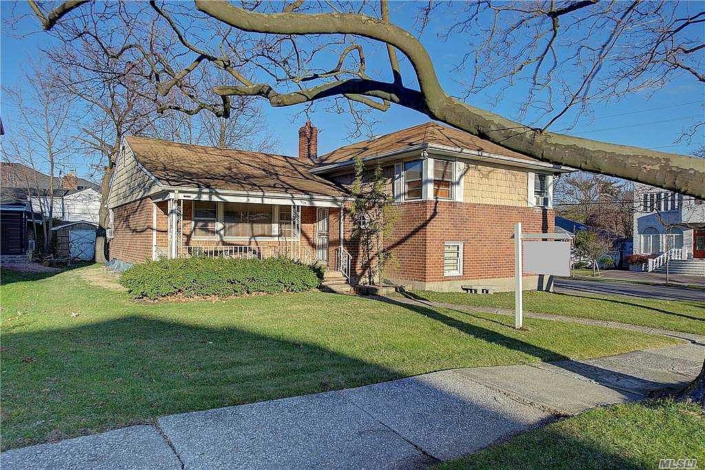 230 39 53rd Ave Oakland Gardens Ny Mls Zillow
