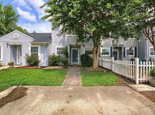 2102 Victoria Ct, Carrollton, VA 23314