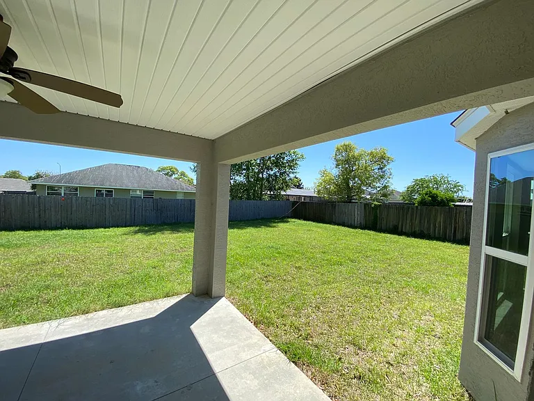 10121 SE 67th Ter — Photo 37