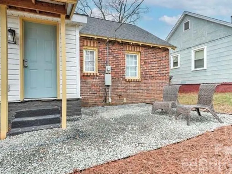 3224 Rogers St — Photo 16