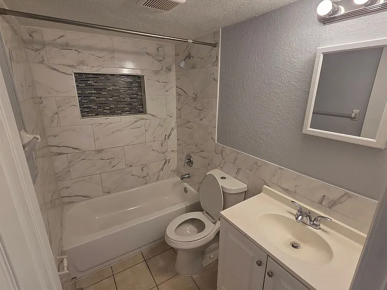 Lincoln Place — Photo 33
