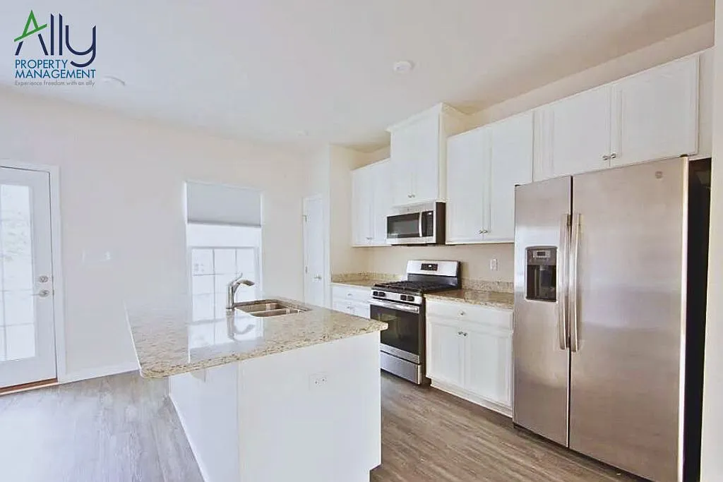Pocoson Wood Court 2424 - 1 — Photo 4