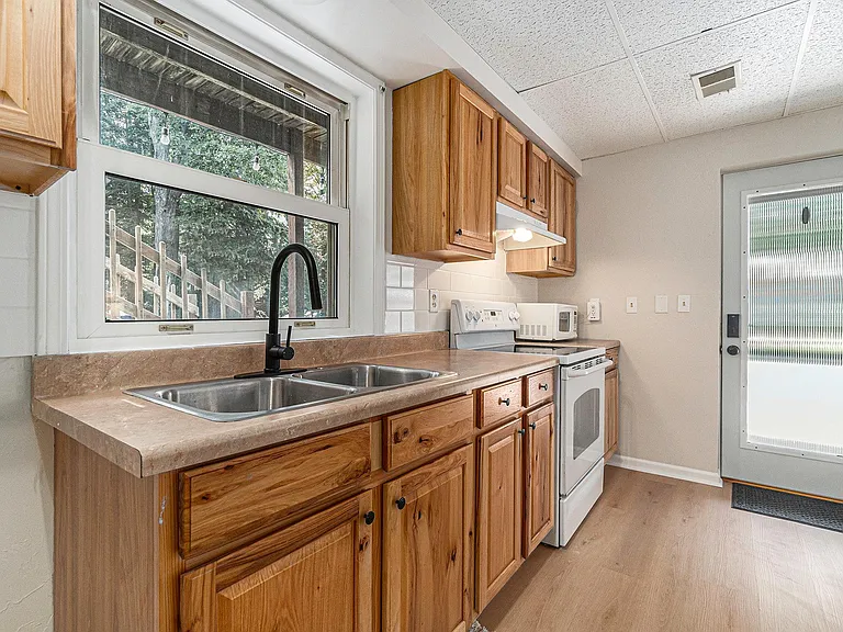 4101 Water View Dr — Photo 22