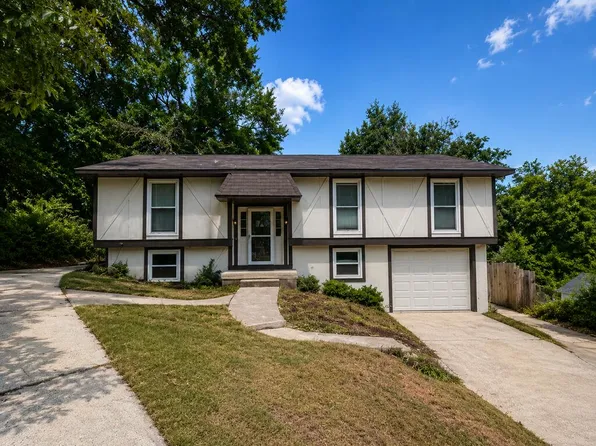 5226 Hurst Dr, Columbus, GA 31904