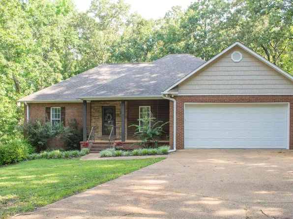 118 Williams Dr, Saltillo, MS 38866