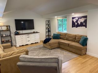 1631 N 200th St #1, Seattle, WA 98133