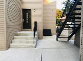 45 Woodhull Rd #B, Huntington, NY 11743