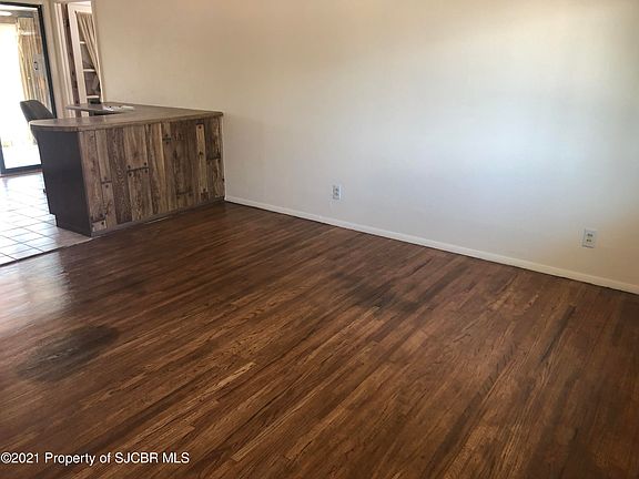 5th image of 2705 Edgecliff Dr