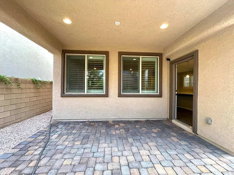 9702 Canyon Landing Ave — Photo 44