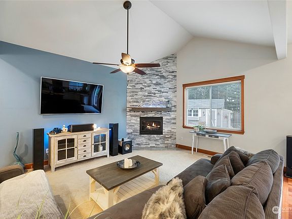 5th image of 27012 158th Avenue Ct E
