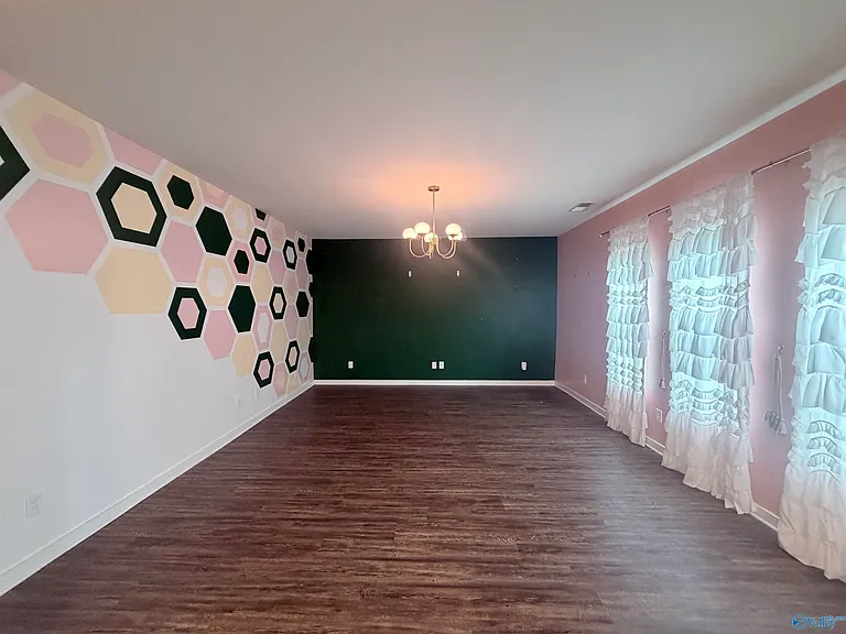 4200 Textile Ln SW — Photo 9