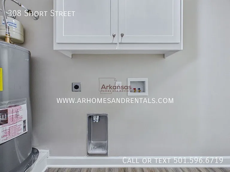 308 Short St — Photo 12