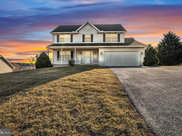 1880 Frank Rd, Chambersburg, PA 17202