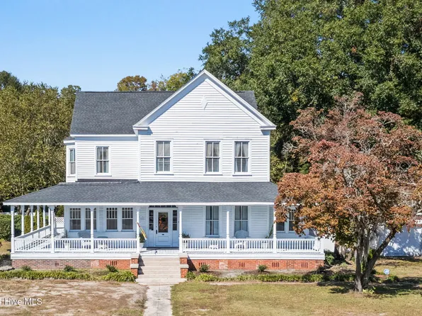 950 Main Street, Fair Bluff, NC 28439