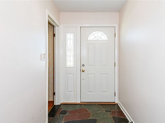 5th image of 66 W South St