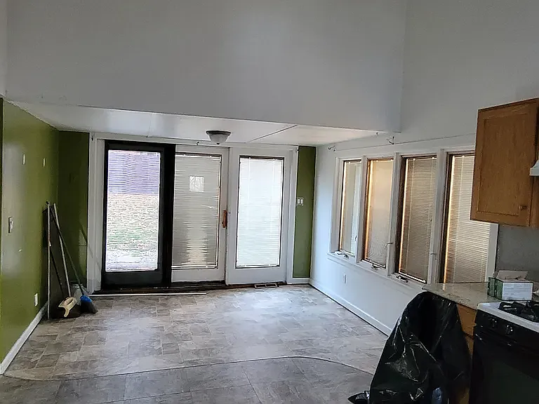 13 Laurel Trl — Photo 5