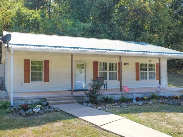 3342 State Road D Rd, Camdenton, MO 65020