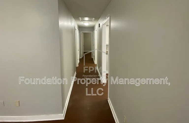 732 Tampa Ave — Photo 9