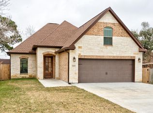 2431 15th St, Port Neches, TX 77651