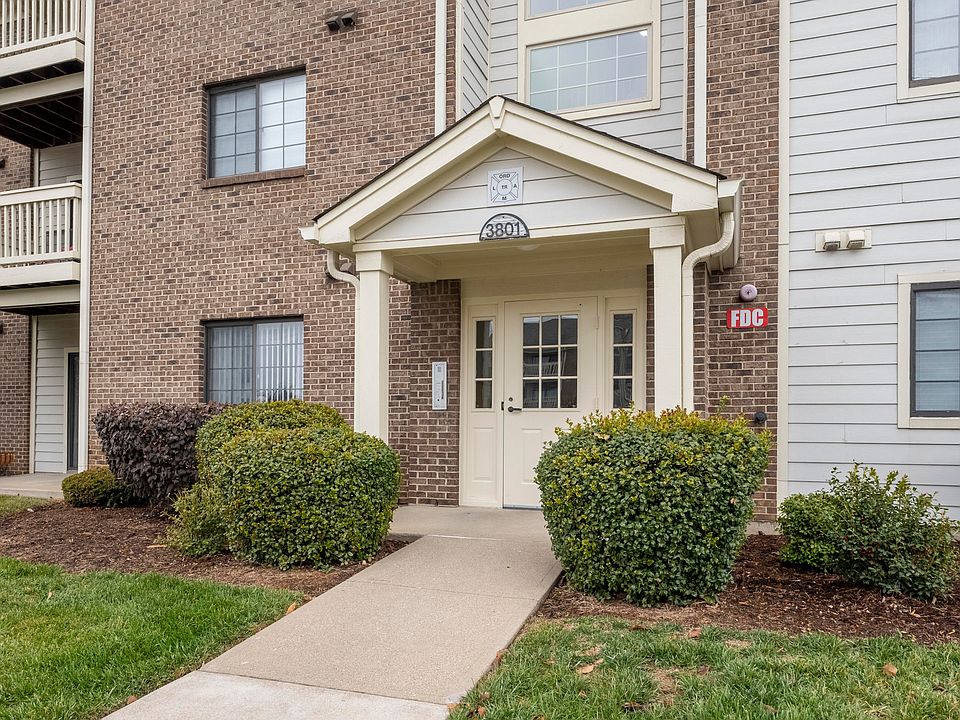 1st image of 3801 Yardley Ct Unit 208